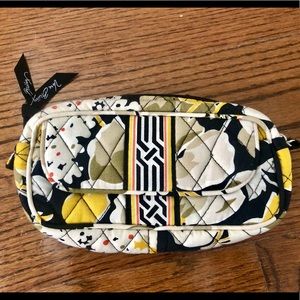 Vera Bradley cosmetic pouch